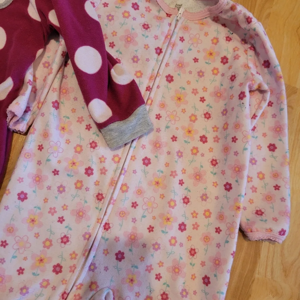 Kids Fleece Footed Pajama Onesie Bundle Size 2T Size 24 Months